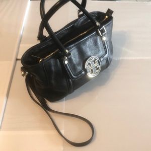 Tory Burch Amanda Satchel Crossbody black